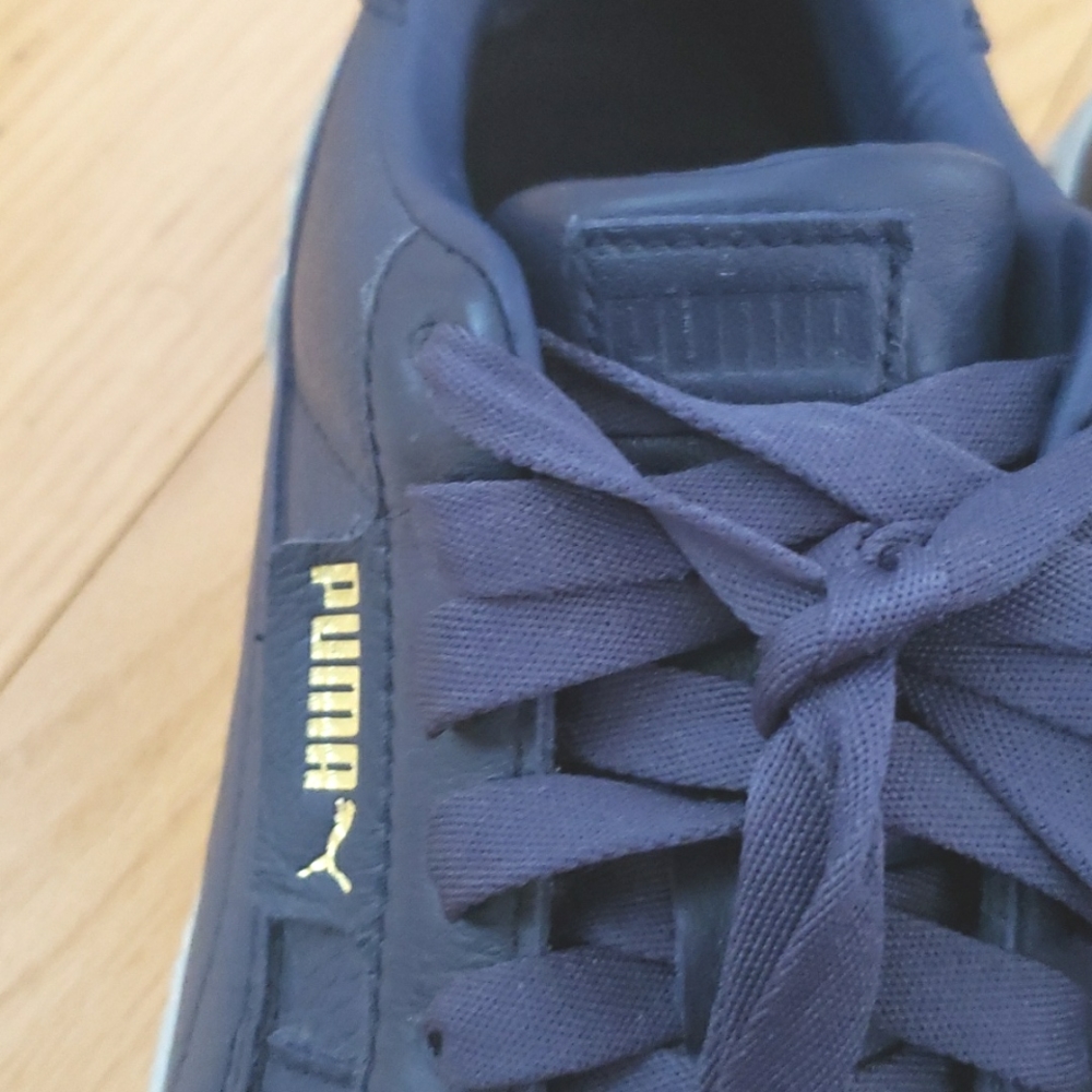 Puma Cali Emboss Low-Top Leather Sneakers in Navy Size 9.5 - Picture 8 of 10